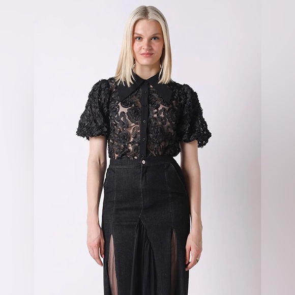Gracia Tops - Sheer Flower Top with Puff Sleeves